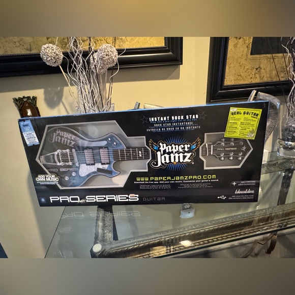 Paper Jamz Pro Series Guitar NIB
